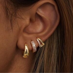 NEW 14K Gold Filled Huggie Earrings Set